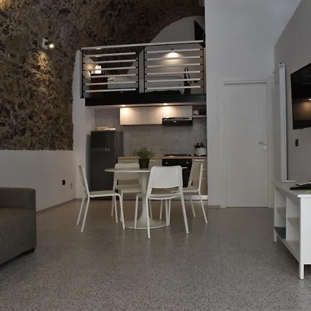 Ninfa Marina, Open Space Fronte Vietri sul Mare